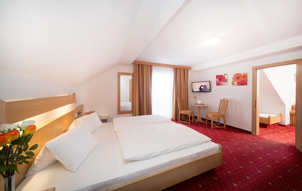Hotel Alpenblick Attersee Exterior foto